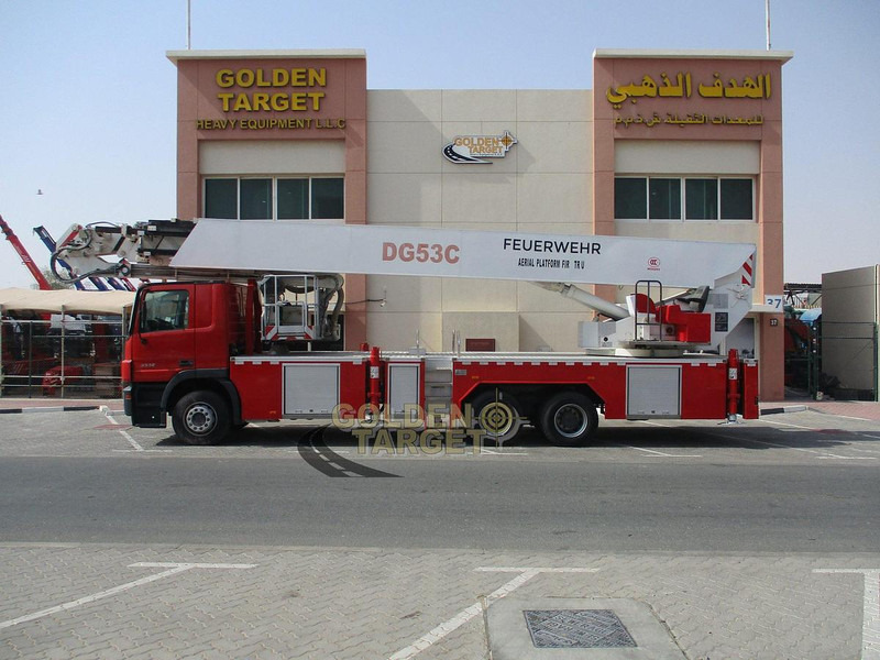 Mercedes-Benz Actros 3332 - Vazdušna platforma montirana na kamion: slika 5 Mercedes-Benz Actros 3332 - Vazdušna platforma montirana na kamion: slika 5