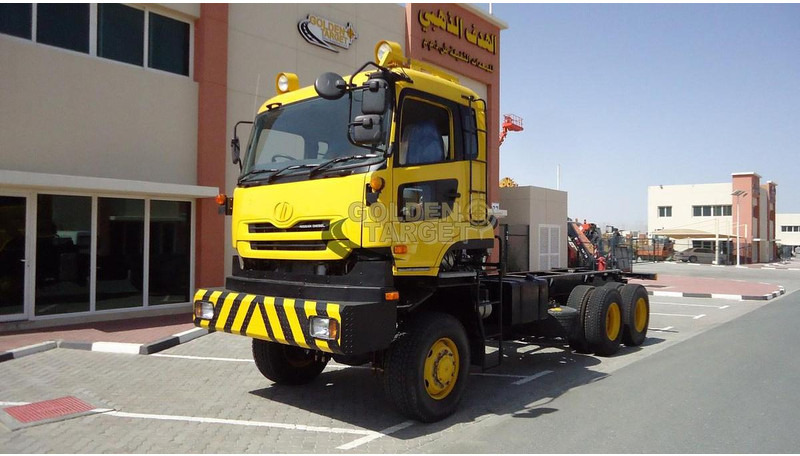 Nissan CZ4YL - Poluprikolica sa golom šasijom: slika 2 Nissan CZ4YL - Poluprikolica sa golom šasijom: slika 2