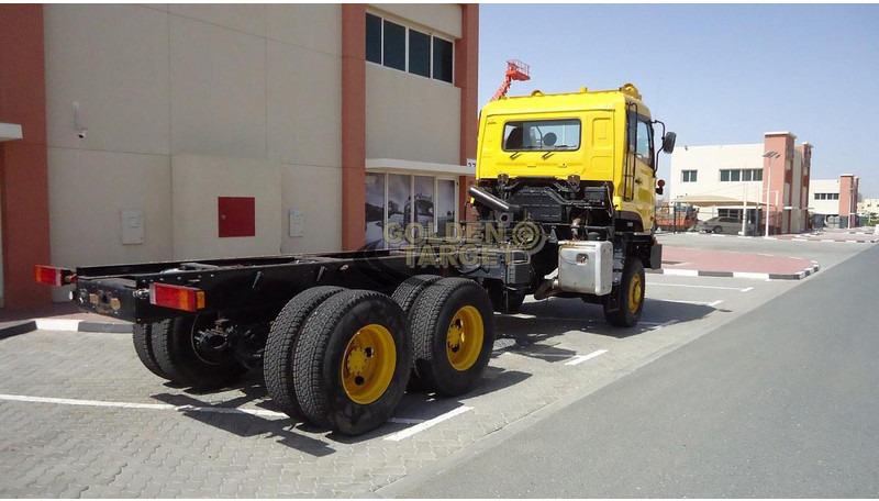 Nissan CZ4YL - Poluprikolica sa golom šasijom: slika 3 Nissan CZ4YL - Poluprikolica sa golom šasijom: slika 3