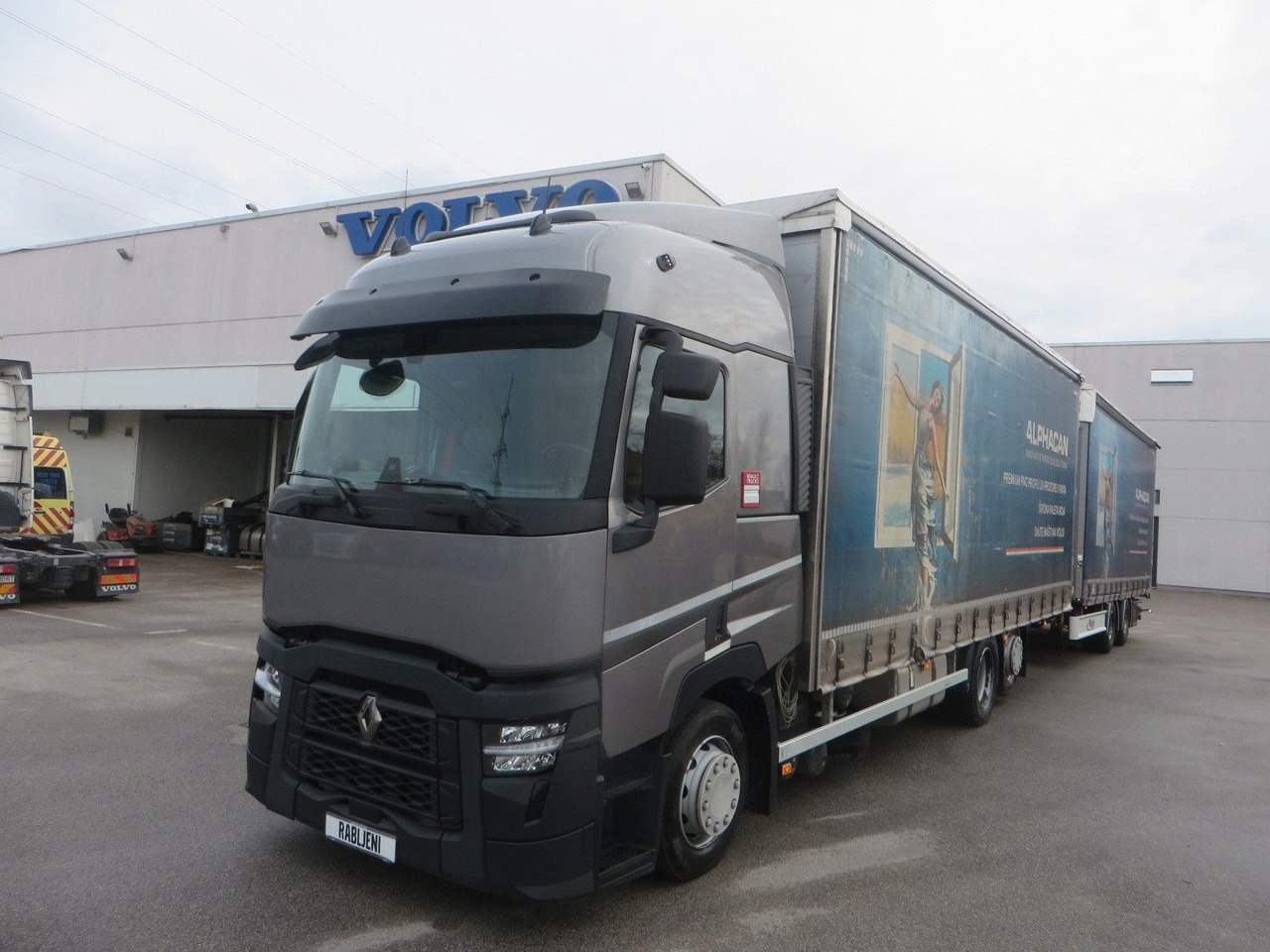 Renault T460 SC 6x2 tandem jumbo 114m3 - Kamion sa ceradom: slika 1 Renault T460 SC 6x2 tandem jumbo 114m3 - Kamion sa ceradom: slika 1