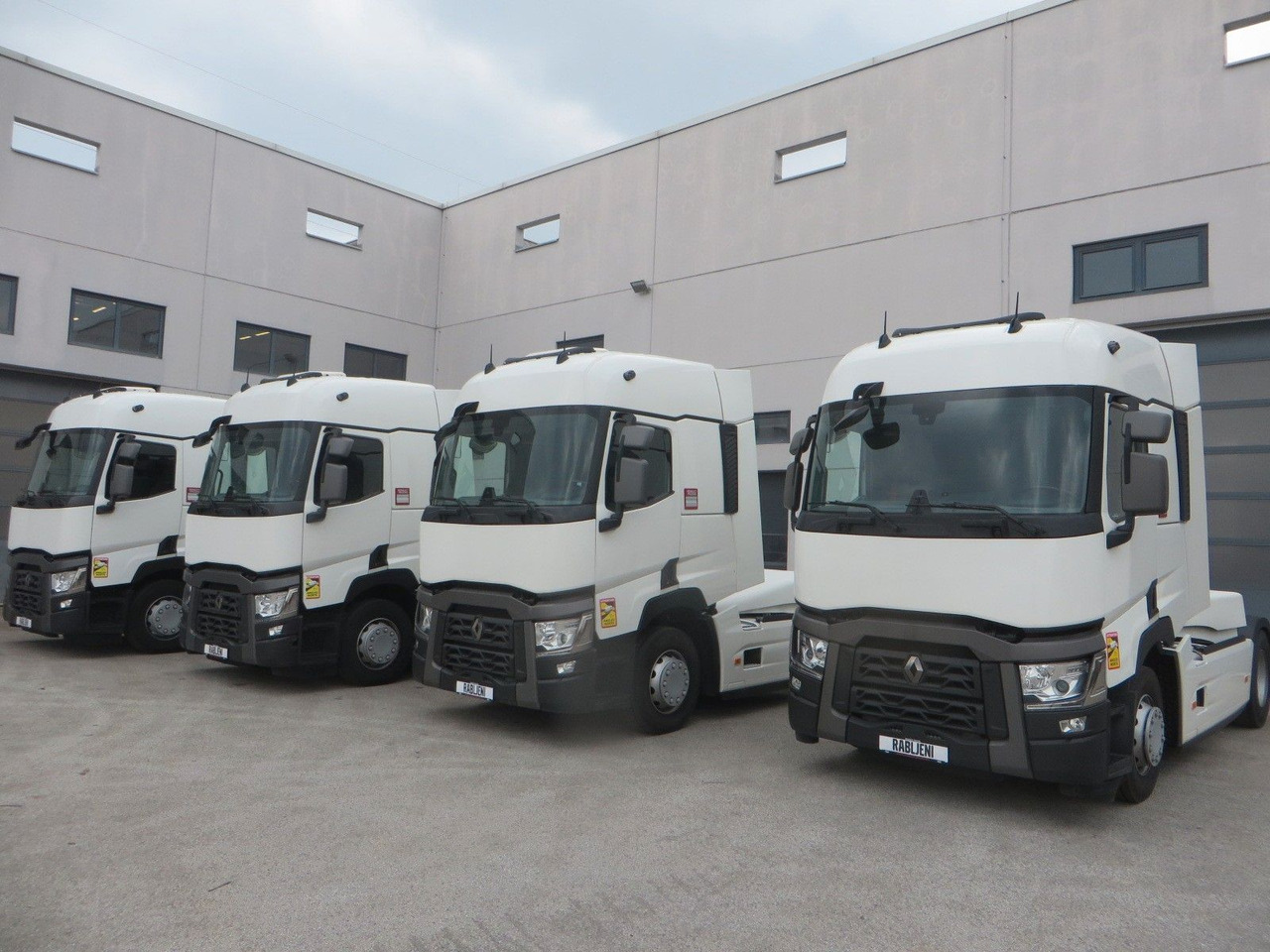 Renault T480 SC 4x2Tractor SELECTION - Tegljač: slika 1 Renault T480 SC 4x2Tractor SELECTION - Tegljač: slika 1