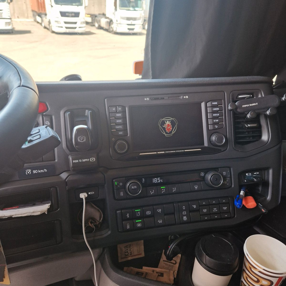Tegljač Scania R450 4x2Tractor: slika 7
