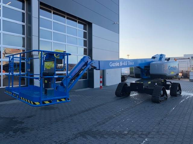 Genie S 45 XC Trax - Teleskopska platforma: slika 1 Genie S 45 XC Trax - Teleskopska platforma: slika 1
