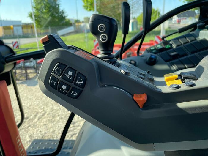 Claas Arion 510 - Traktor: slika 2 Claas Arion 510 - Traktor: slika 2