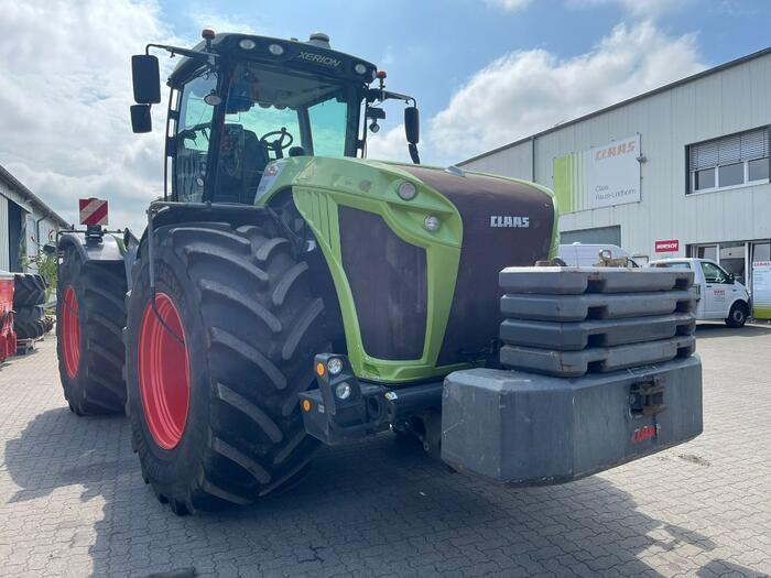 Claas Xerion 5000 Trac - Traktor: slika 2 Claas Xerion 5000 Trac - Traktor: slika 2