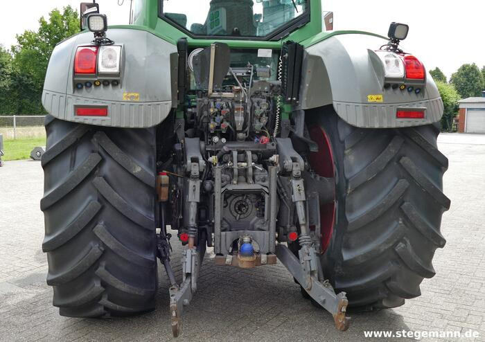 Fendt 826 Vario - Traktor: slika 4 Fendt 826 Vario - Traktor: slika 4