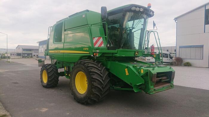 John Deere C 670 - Kombinovani kombajn: slika 1 John Deere C 670 - Kombinovani kombajn: slika 1