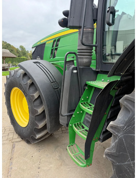 John Deere 7230R 7 230 R Trekker JD 7 serie Autopower 7230R 7 230 R Trekker JD 7 serie Autopower - Traktor: slika 3 John Deere 7230R 7 230 R Trekker JD 7 serie Autopower 7230R 7 230 R Trekker JD 7 serie Autopower - Traktor: slika 3