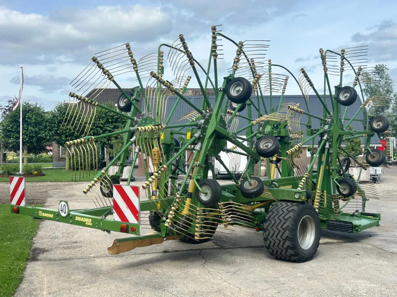 Krone Krone swadro 1400 Plus Zwadhark 4 rotor hark - Prevrtač/ Grabuljač: slika 4 Krone Krone swadro 1400 Plus Zwadhark 4 rotor hark - Prevrtač/ Grabuljač: slika 4