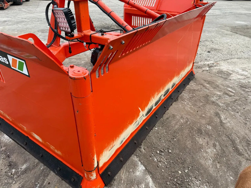 Onbekend Holaras MES 550 120 Maisschuif 5.5 meter - Kombajn: slika 2 Onbekend Holaras MES 550 120 Maisschuif 5.5 meter - Kombajn: slika 2
