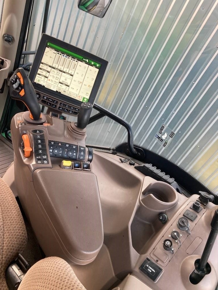 Traktor John Deere 6250 R: slika 10