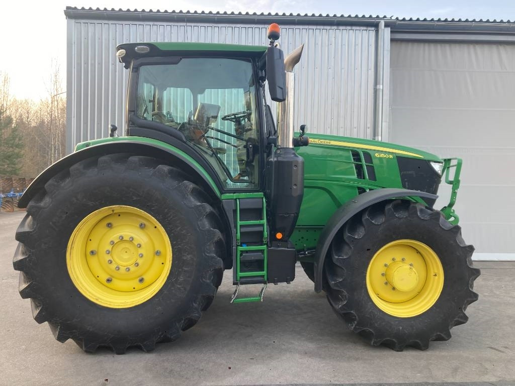 Traktor John Deere 6250 R: slika 6