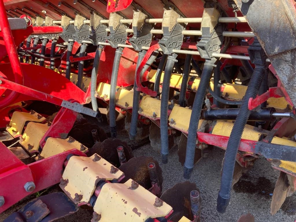 Kombinovana mašina za setvu Vaderstad Rapid 400C: slika 13 Kombinovana mašina za setvu Vaderstad Rapid 400C: slika 13