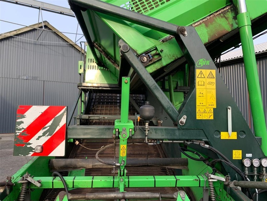 Kombajn za krompir AVR
8200 Spirit Ekstra aksel med hjultræk: slika 11