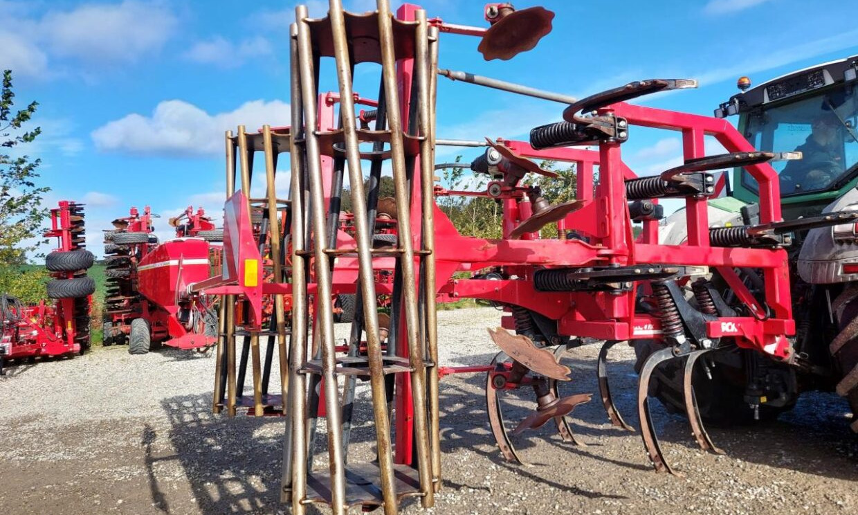 Horsch Terrano 4 FX - Drljača: slika 4 Horsch Terrano 4 FX - Drljača: slika 4