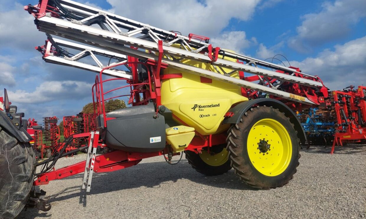 Kverneland Ixtrack C60 - 28m Alubom - Vučena prskalica: slika 3 Kverneland Ixtrack C60 - 28m Alubom - Vučena prskalica: slika 3