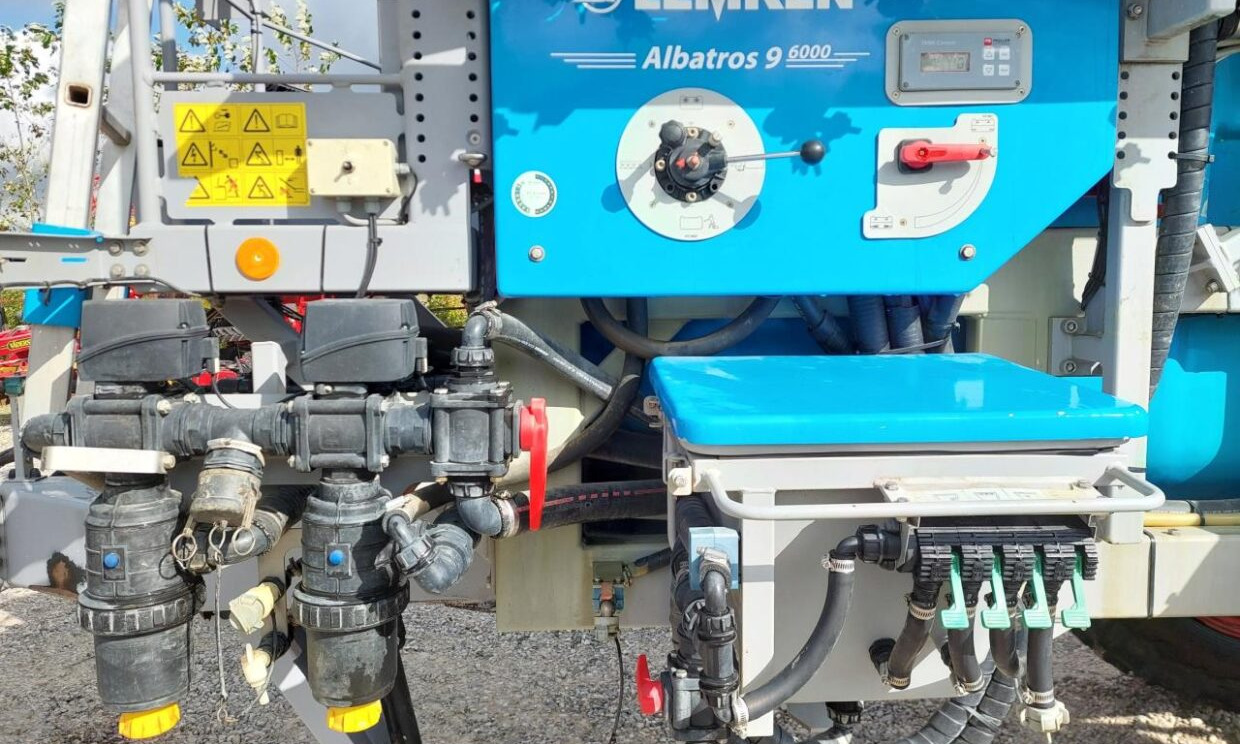 Vučena prskalica Lemken ALBATROS 9 6000 L med GPS: slika 7