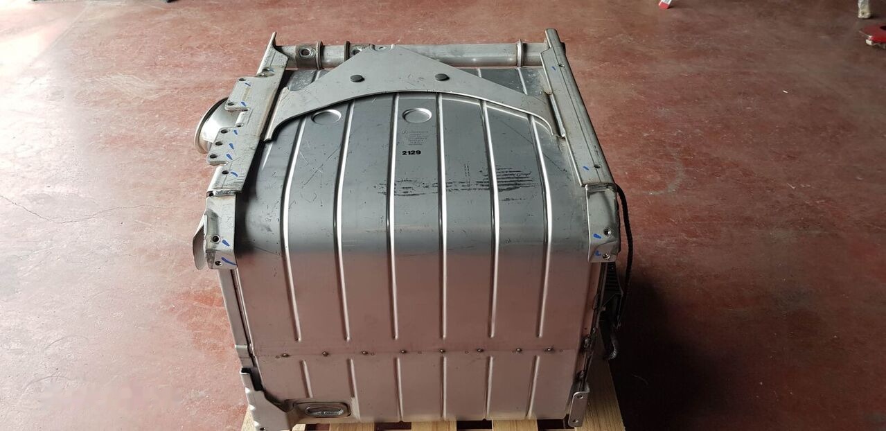 Eberspächer SC 2031 SH 5004 Mercedes-Benz ACTROS MB2 - Katalizator za Kamion: slika 2 Eberspächer SC 2031 SH 5004 Mercedes-Benz ACTROS MB2 - Katalizator za Kamion: slika 2