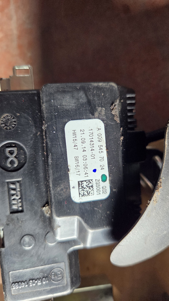 MERCEDES-BENZ ACTROS MP4 - Prekidač upravljačkog stuba za Kamion: slika 5 MERCEDES-BENZ ACTROS MP4 - Prekidač upravljačkog stuba za Kamion: slika 5