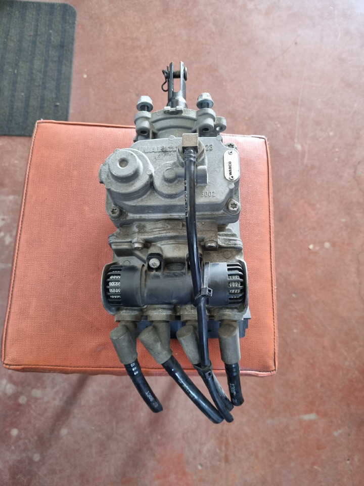 WABCO ATEGO 2 - Kočioni ventil za Kamion: slika 1 WABCO ATEGO 2 - Kočioni ventil za Kamion: slika 1