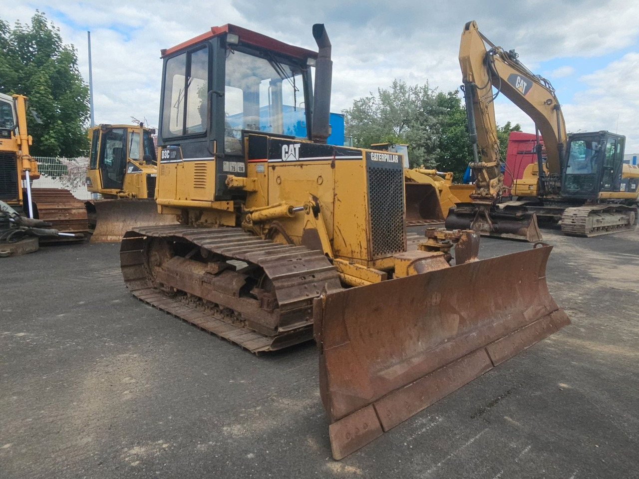 CAT D3C Raupe - Buldožer: slika 4 CAT D3C Raupe - Buldožer: slika 4