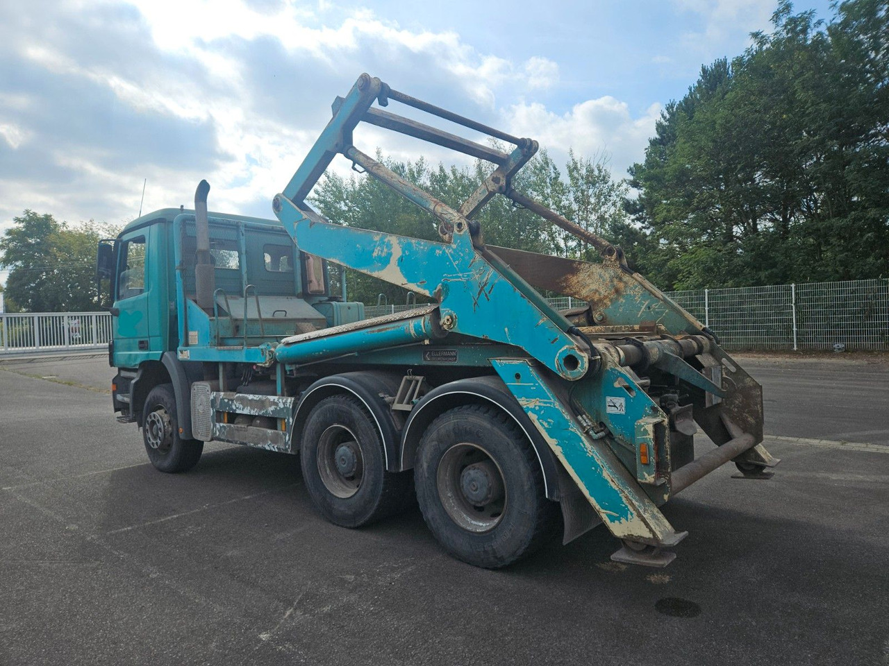 Mercedes-Benz Actros 2631 6x4 Blatt/Blatt orig. 170.000 km!! - Istovarivač: slika 3 Mercedes-Benz Actros 2631 6x4 Blatt/Blatt orig. 170.000 km!! - Istovarivač: slika 3