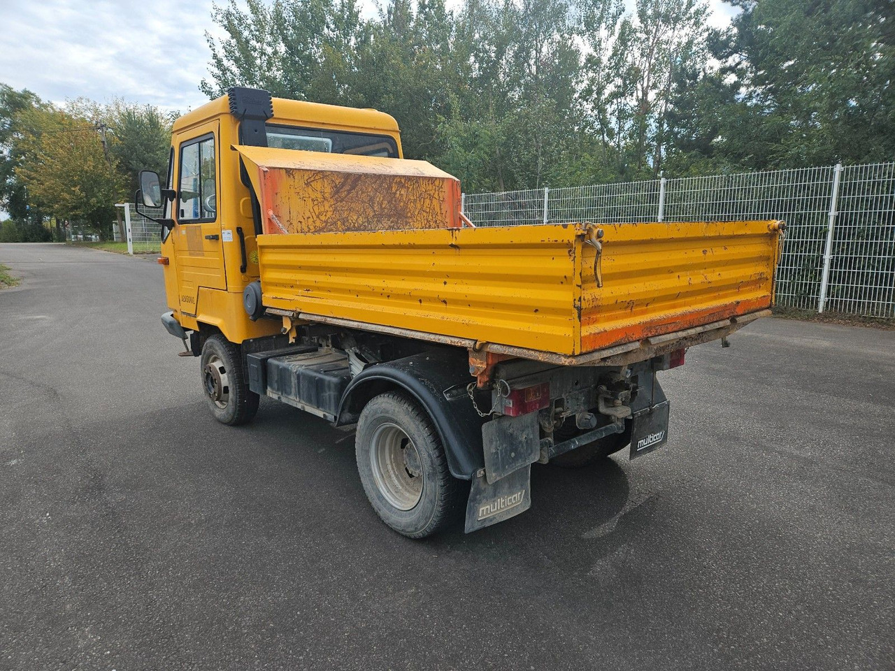 Multicar M26 Dreiseitenkipper 4x4 - Dostavno vozilo kiper: slika 4 Multicar M26 Dreiseitenkipper 4x4 - Dostavno vozilo kiper: slika 4