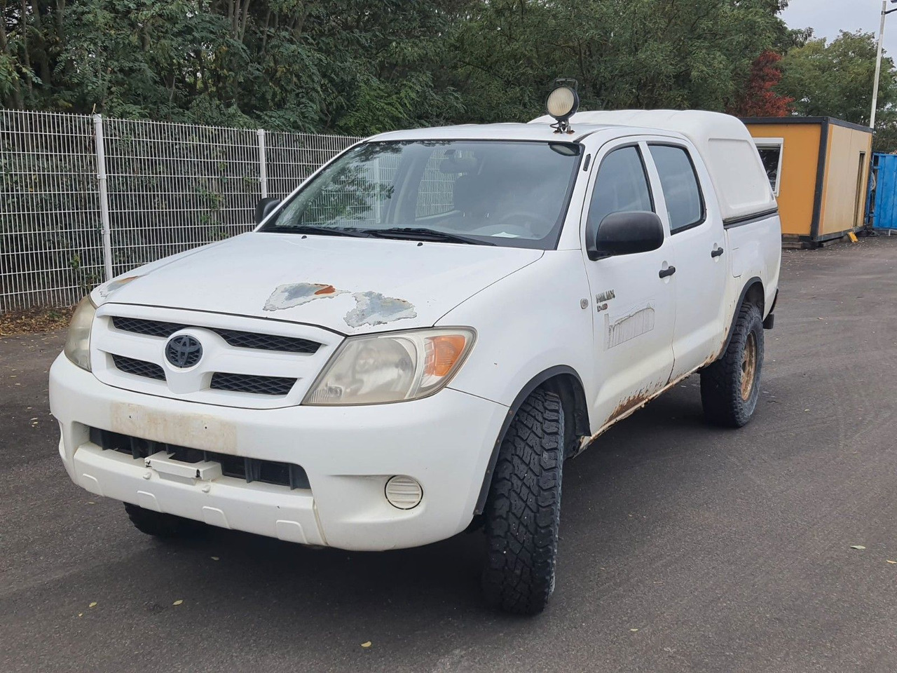 Toyota Hilux Double Cab 4x4 - SUV: slika 1 Toyota Hilux Double Cab 4x4 - SUV: slika 1
