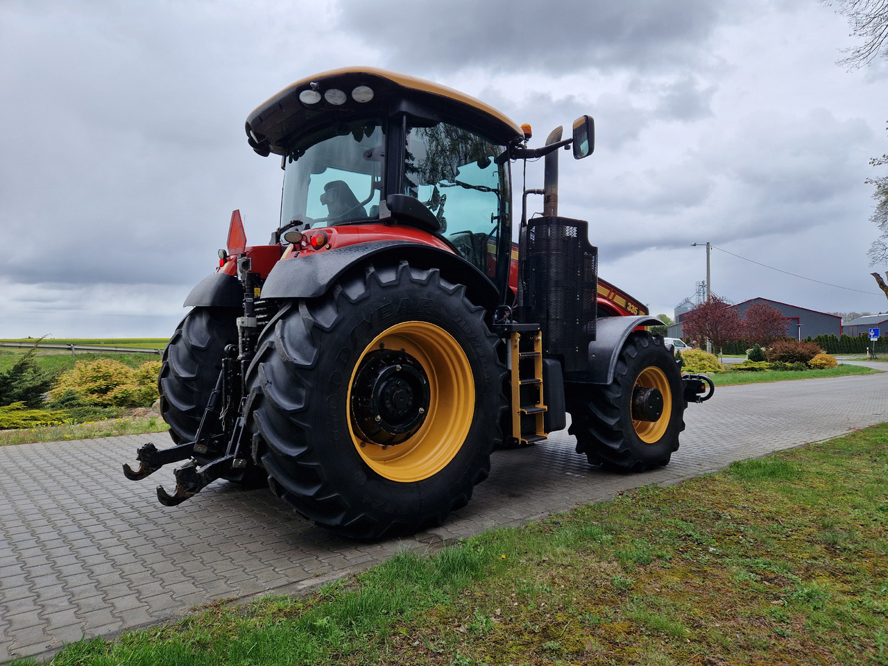 Versatile Buhler 335 - Traktor: slika 3 Versatile Buhler 335 - Traktor: slika 3
