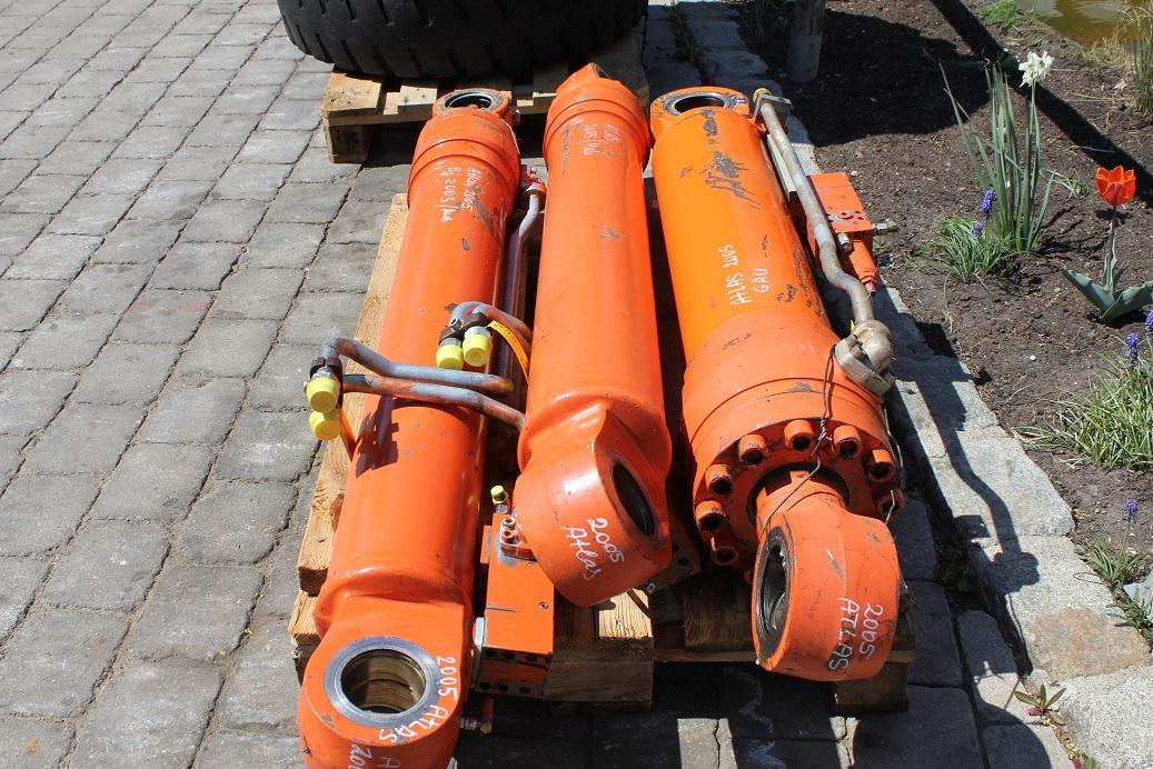 Atlas 2005 - Hidraulični cilindar za Građevinska mašina: slika 2 Atlas 2005 - Hidraulični cilindar za Građevinska mašina: slika 2