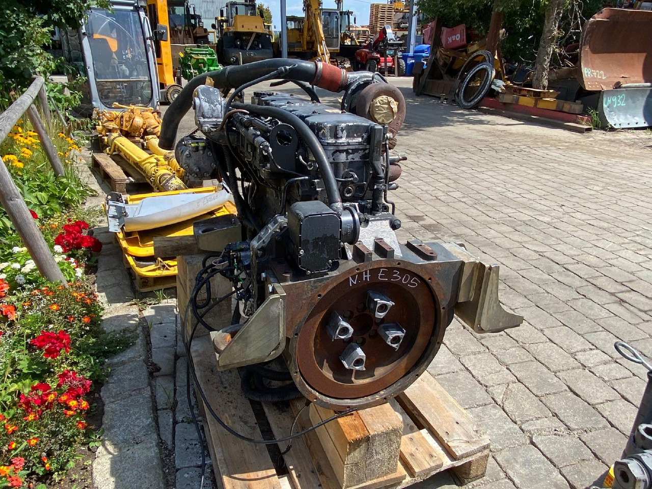 CNH F4HE9684H aus New Holland E 305 - Motor za Građevinska mašina: slika 1 CNH F4HE9684H aus New Holland E 305 - Motor za Građevinska mašina: slika 1