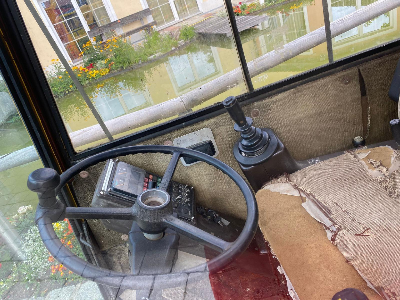 Case 888 P - Kabina za Bager točkaš: slika 5 Case 888 P - Kabina za Bager točkaš: slika 5