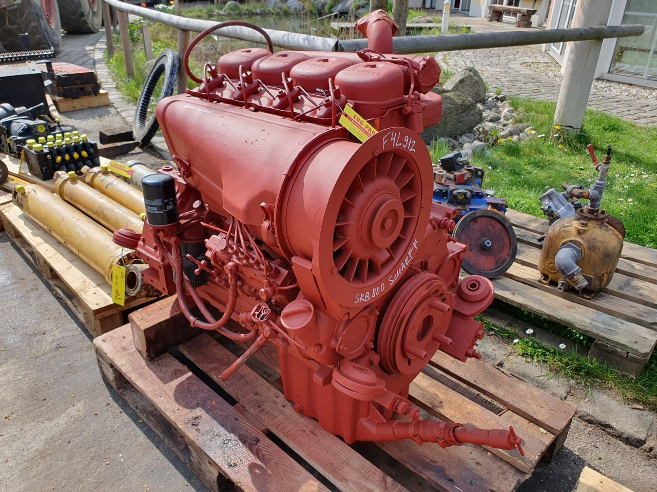 Deutz F4L912 aus SKB 800 - Motor za Građevinska mašina: slika 1 Deutz F4L912 aus SKB 800 - Motor za Građevinska mašina: slika 1