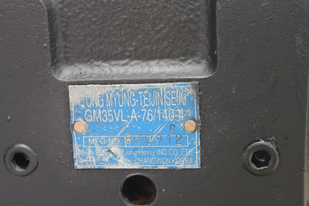 Doosan 220 - Pogonski reduktor za Građevinska mašina: slika 4 Doosan 220 - Pogonski reduktor za Građevinska mašina: slika 4