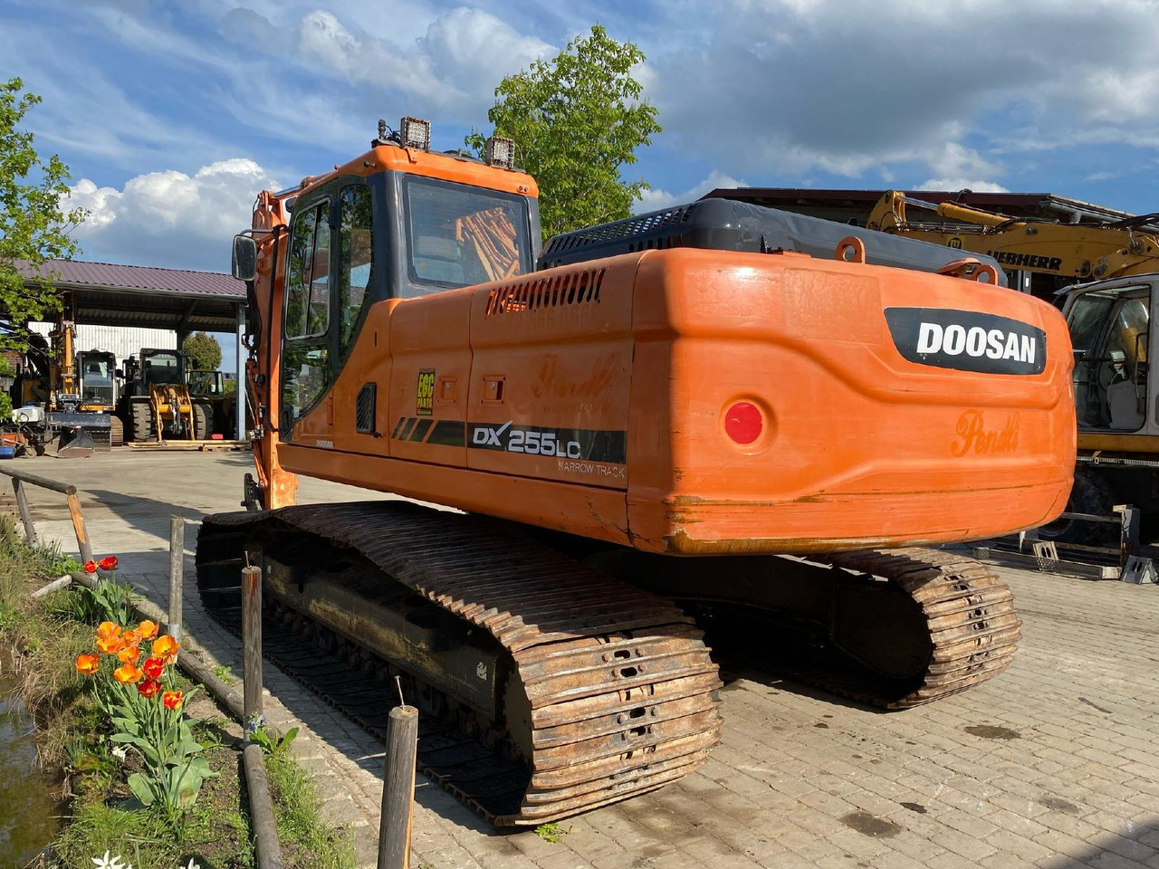 Bager guseničar Doosan DX 255 LC: slika 9