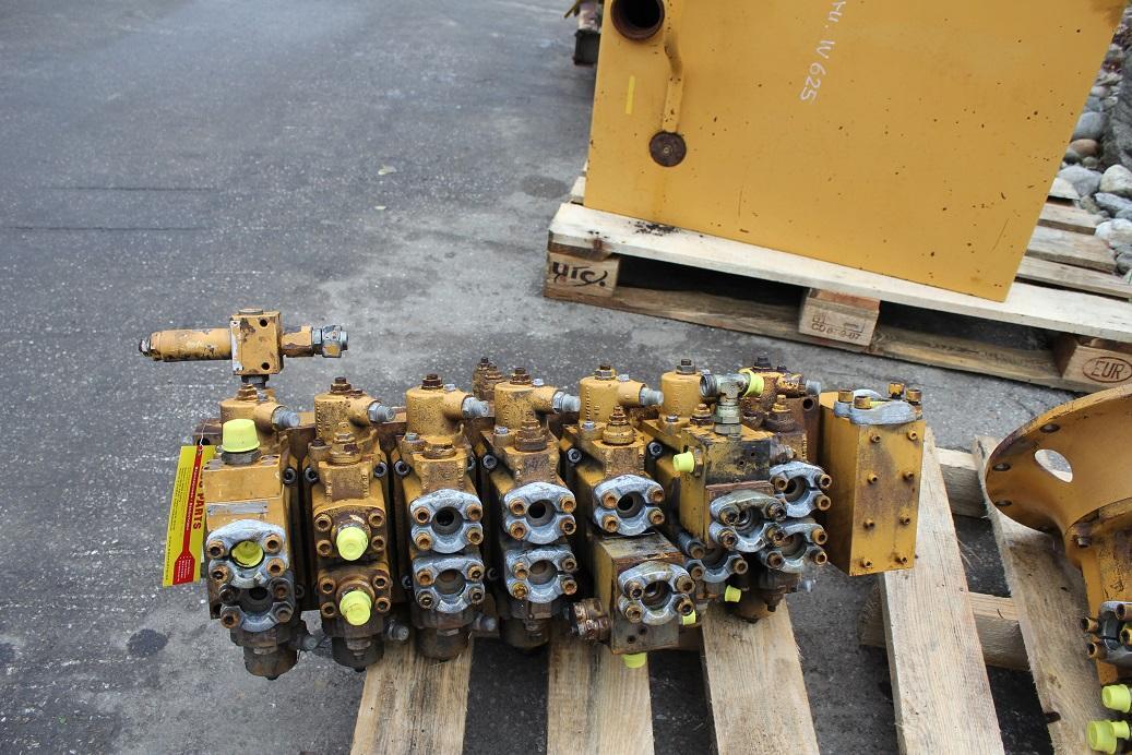 Furukawa W 625 - Hidraulični ventil za Građevinska mašina: slika 4 Furukawa W 625 - Hidraulični ventil za Građevinska mašina: slika 4