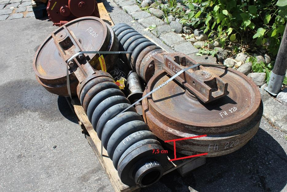 Hitachi FH 220 - Delovi podvozja za Građevinska mašina: slika 2 Hitachi FH 220 - Delovi podvozja za Građevinska mašina: slika 2