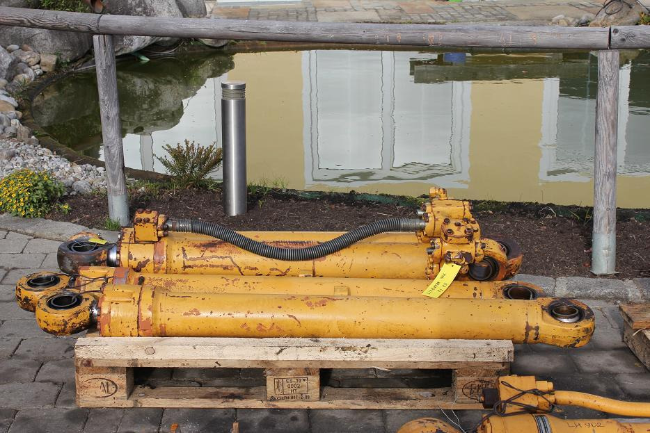 Liebherr 902 - Hidraulični cilindar za Građevinska mašina: slika 2 Liebherr 902 - Hidraulični cilindar za Građevinska mašina: slika 2