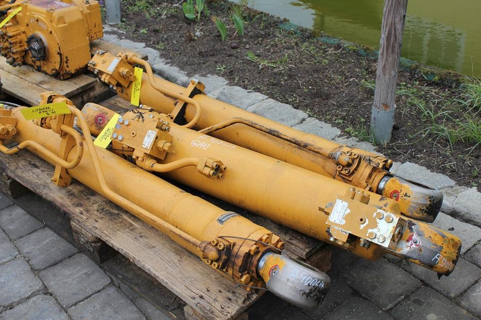 Liebherr A 900 LIT - Hidraulični cilindar za Građevinska mašina: slika 2 Liebherr A 900 LIT - Hidraulični cilindar za Građevinska mašina: slika 2