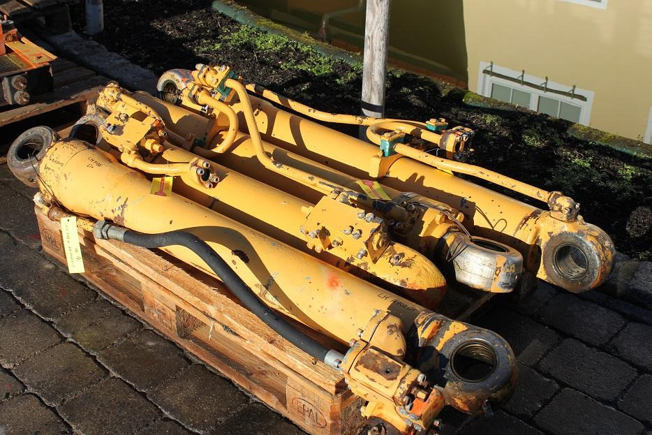 Liebherr A 902 LIT - Hidraulični cilindar za Građevinska mašina: slika 1 Liebherr A 902 LIT - Hidraulični cilindar za Građevinska mašina: slika 1