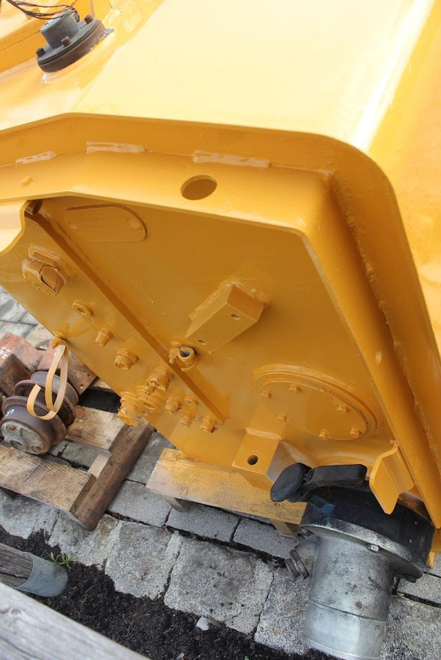 Liebherr A 904 C LIT - Rezervoar za gorivo za Građevinska mašina: slika 4 Liebherr A 904 C LIT - Rezervoar za gorivo za Građevinska mašina: slika 4
