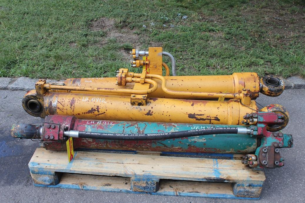 Liebherr A 912 - Hidraulični cilindar za Građevinska mašina: slika 2 Liebherr A 912 - Hidraulični cilindar za Građevinska mašina: slika 2