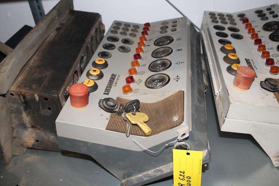 Liebherr LR 622 - Komandna tabla za Građevinska mašina: slika 3 Liebherr LR 622 - Komandna tabla za Građevinska mašina: slika 3