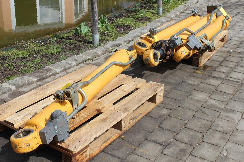 Liebherr R 914 - Hidraulični cilindar za Građevinska mašina: slika 3 Liebherr R 914 - Hidraulični cilindar za Građevinska mašina: slika 3