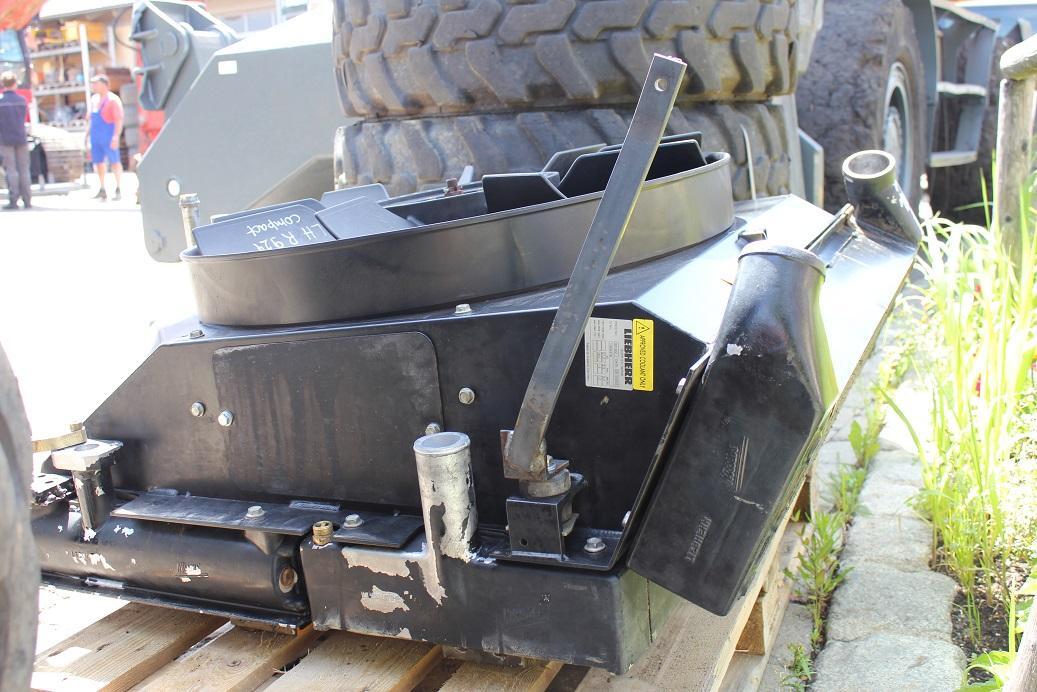 Liebherr R 924 compact - Sistem za hlađenje za Građevinska mašina: slika 5 Liebherr R 924 compact - Sistem za hlađenje za Građevinska mašina: slika 5