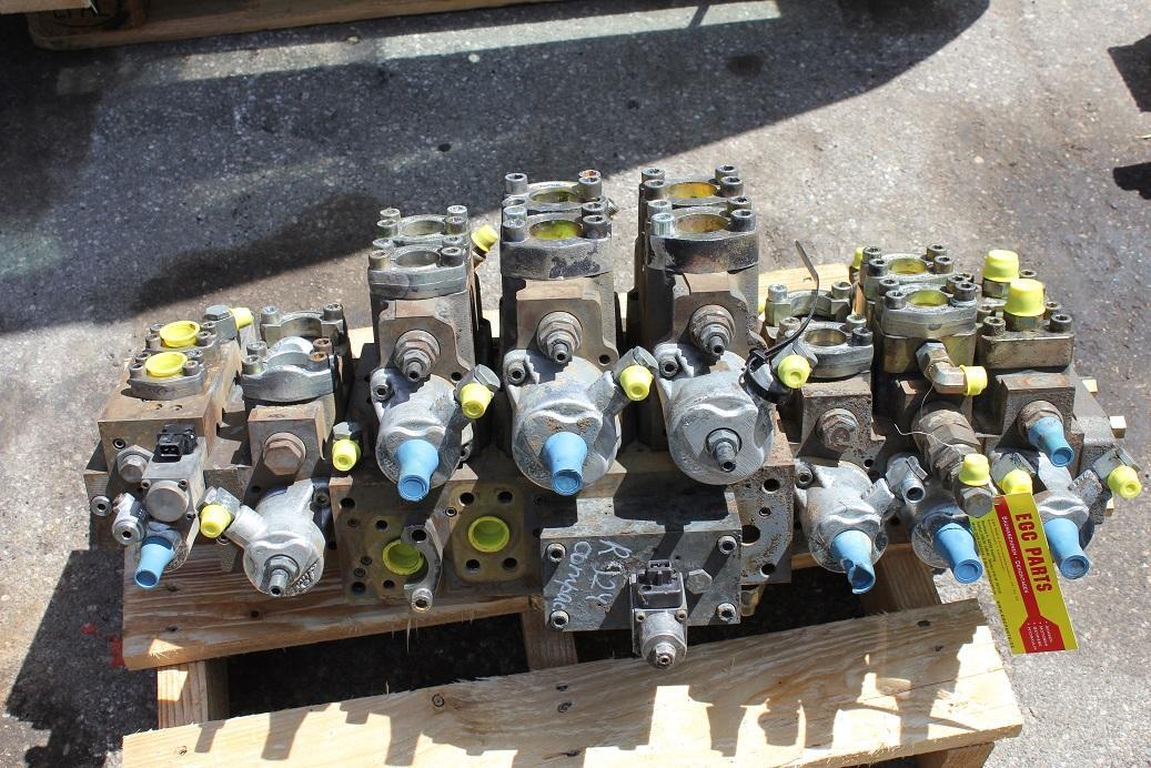 Liebherr R 924 compact - Hidraulični ventil za Građevinska mašina: slika 1 Liebherr R 924 compact - Hidraulični ventil za Građevinska mašina: slika 1