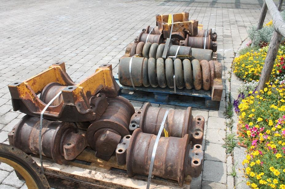 Liebherr R 974 - Valjci za šine za Građevinska mašina: slika 2 Liebherr R 974 - Valjci za šine za Građevinska mašina: slika 2