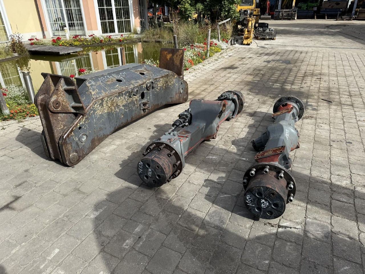 Liebherr ZF AP L B 765 aus LH 904 LIT - Osovina i delovi za Građevinska mašina: slika 2 Liebherr ZF AP L B 765 aus LH 904 LIT - Osovina i delovi za Građevinska mašina: slika 2