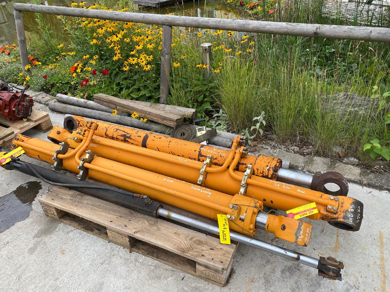 Samsung SE 210 - Hidraulični cilindar za Građevinska mašina: slika 3 Samsung SE 210 - Hidraulični cilindar za Građevinska mašina: slika 3