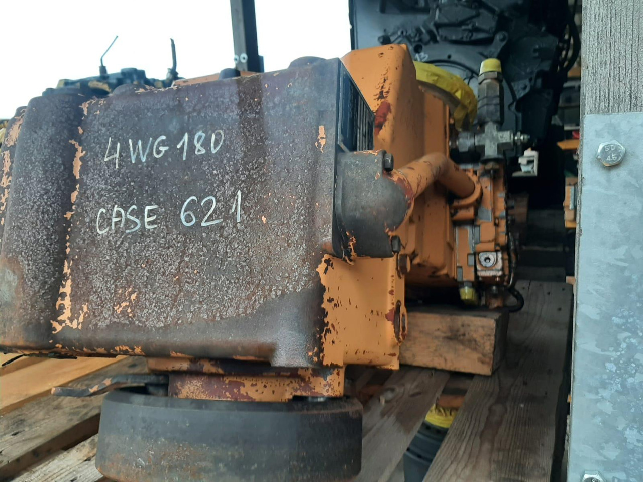 ZF 4 WG 180 aus Case 621 - Menjač za Građevinska mašina: slika 3 ZF 4 WG 180 aus Case 621 - Menjač za Građevinska mašina: slika 3